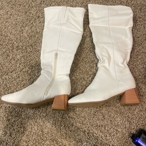 White Knee-High Block Heel Women's Boots